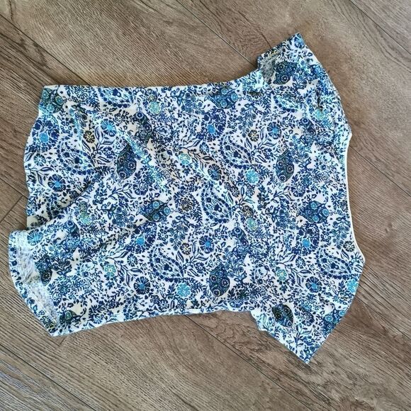 2/$20 Ann Taylor floral t-shirt xs - Picture 4 of 4